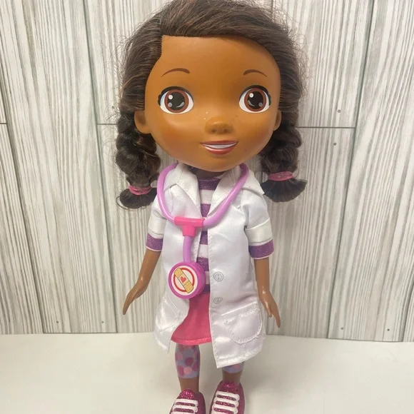 Doc McStuffins 11” Talking Doll Medical Kit Lot - Picture 5 of 5